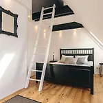 度假居 4 Star In