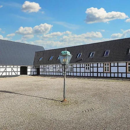 20 Person In Holiday home *