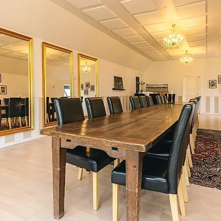 Prázdninový dům 20 Person In *