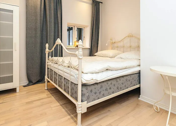 20 Person In * Svendborg