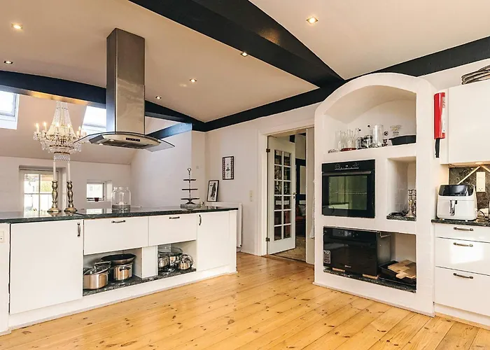 20 Person In * スベンボー